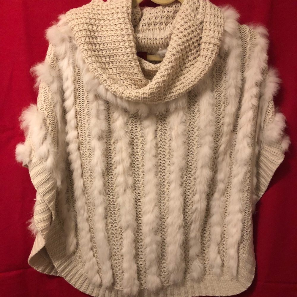 5/48 cape with rabbit fur